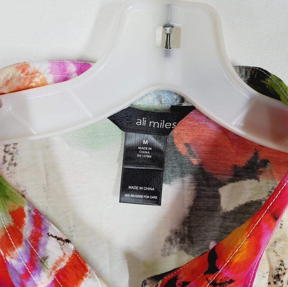 Ali Miles Floral Wire Neck 3/4 Cuff Sleeve Top, Size Medium - Picture 4 of 5